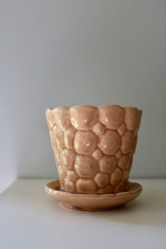 vintage peach McCoy Pottery planter