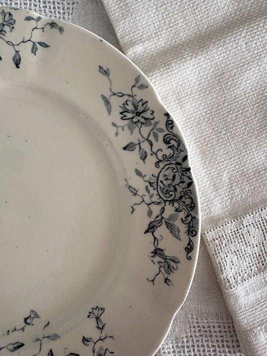 Antique English blue transferware dinner plate "Belgrave"