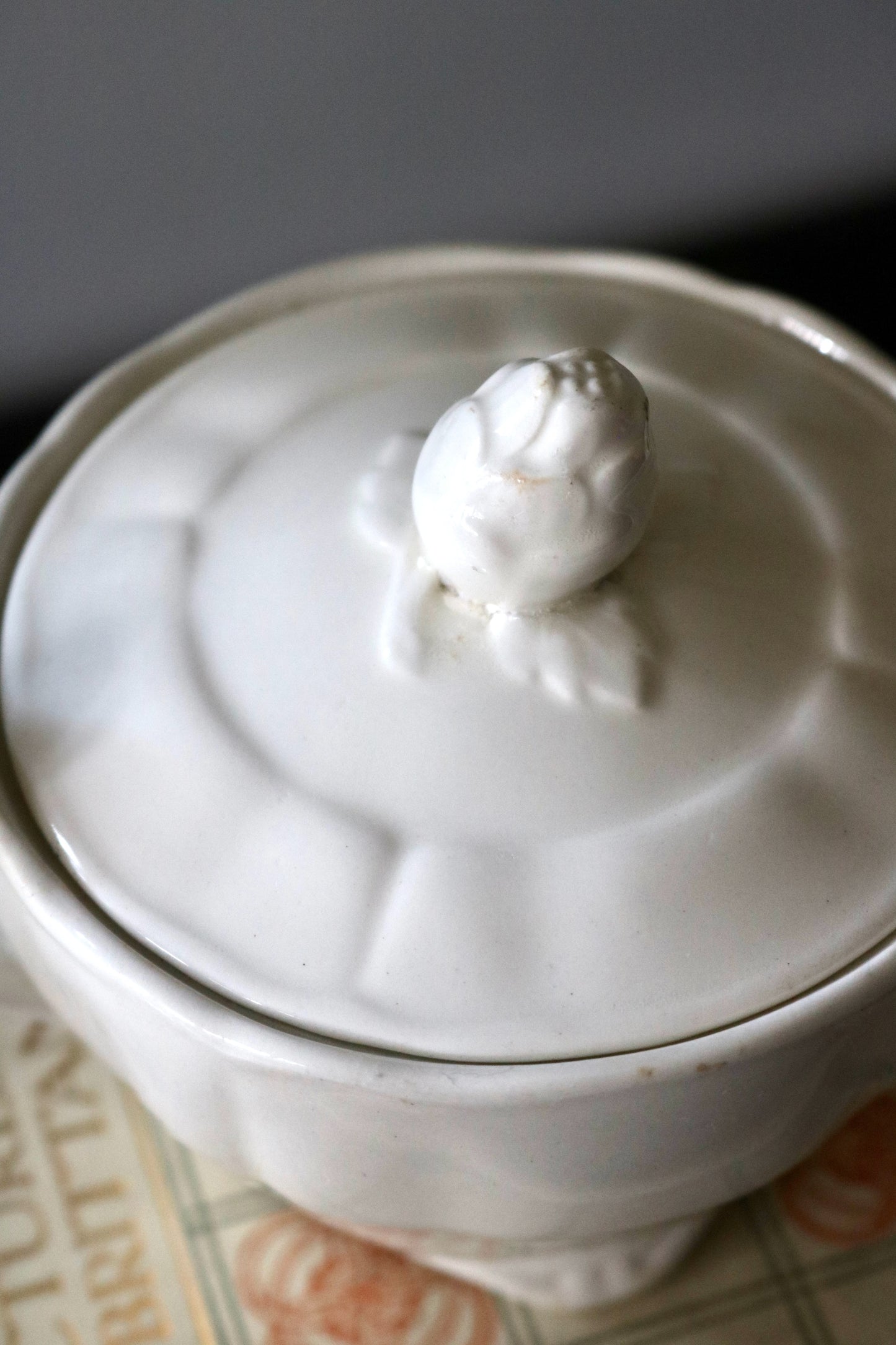 Grindley Marlborough Royal Petal white sugar bowl