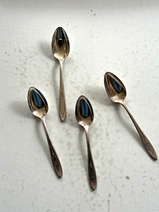 Silver-plate demitasse spoons, set of 4 and jam jar.