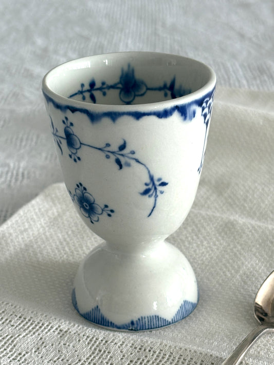 vintage hand painted Blue Denmark pattern double egg cup