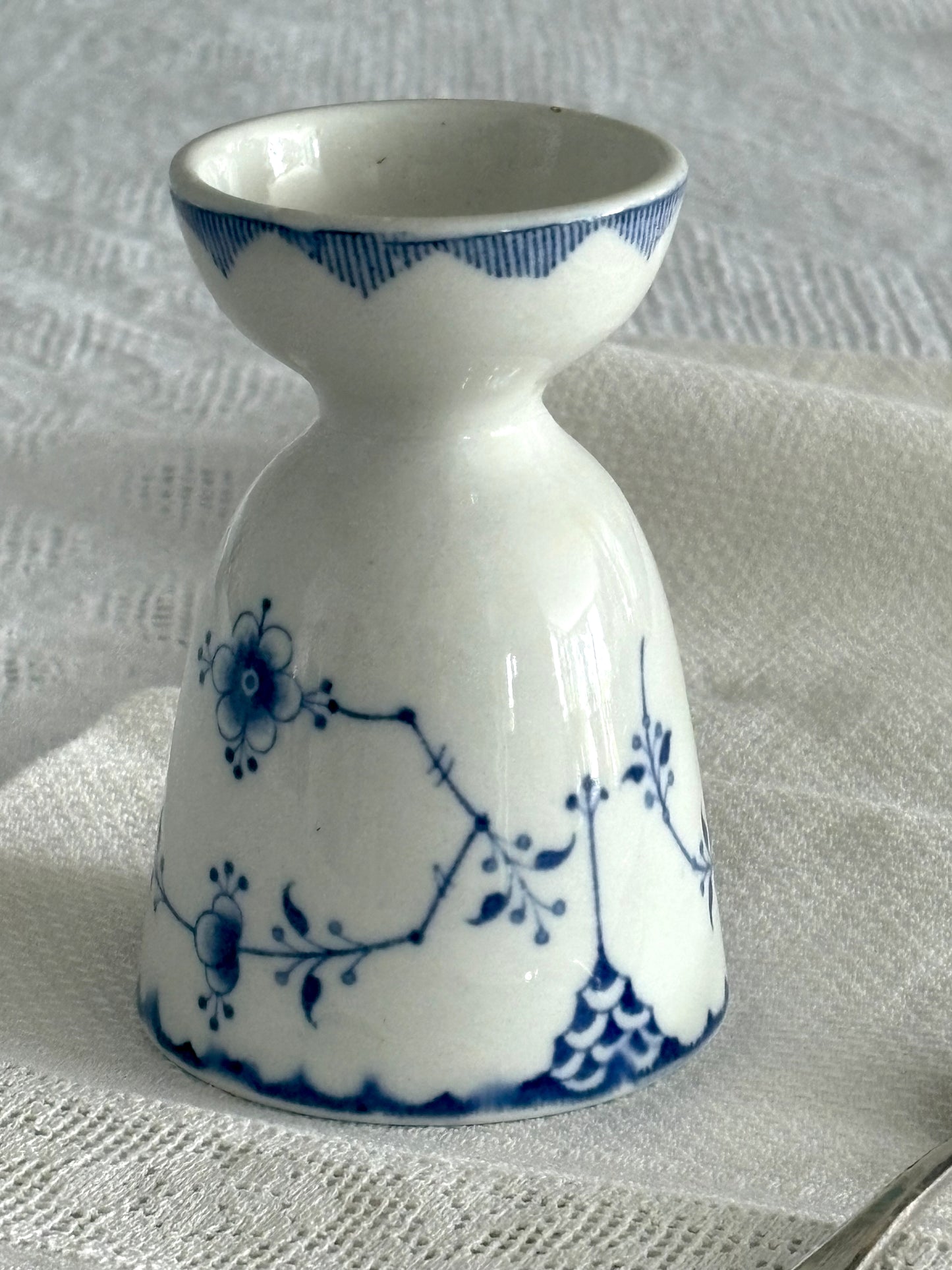 vintage hand painted Blue Denmark pattern double egg cup