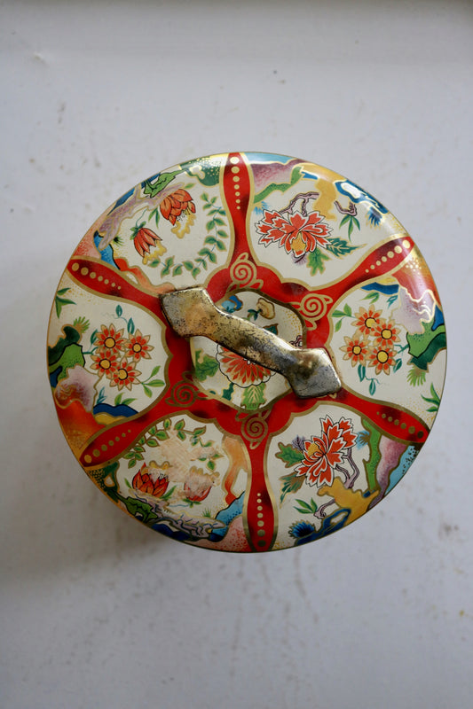 vintage Scottish biscuit cookie tin