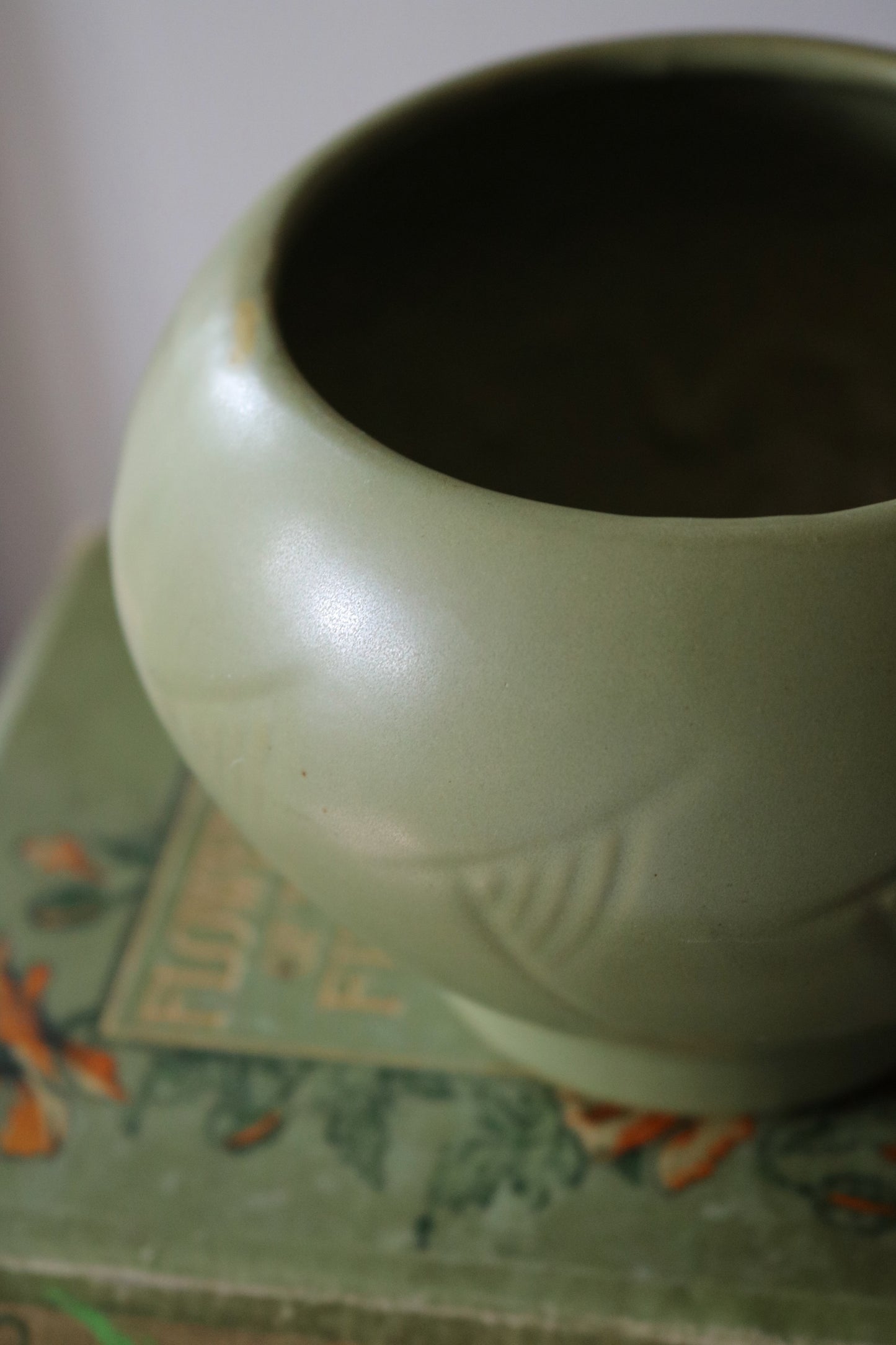 vintage mid century McCoy Floraline planter