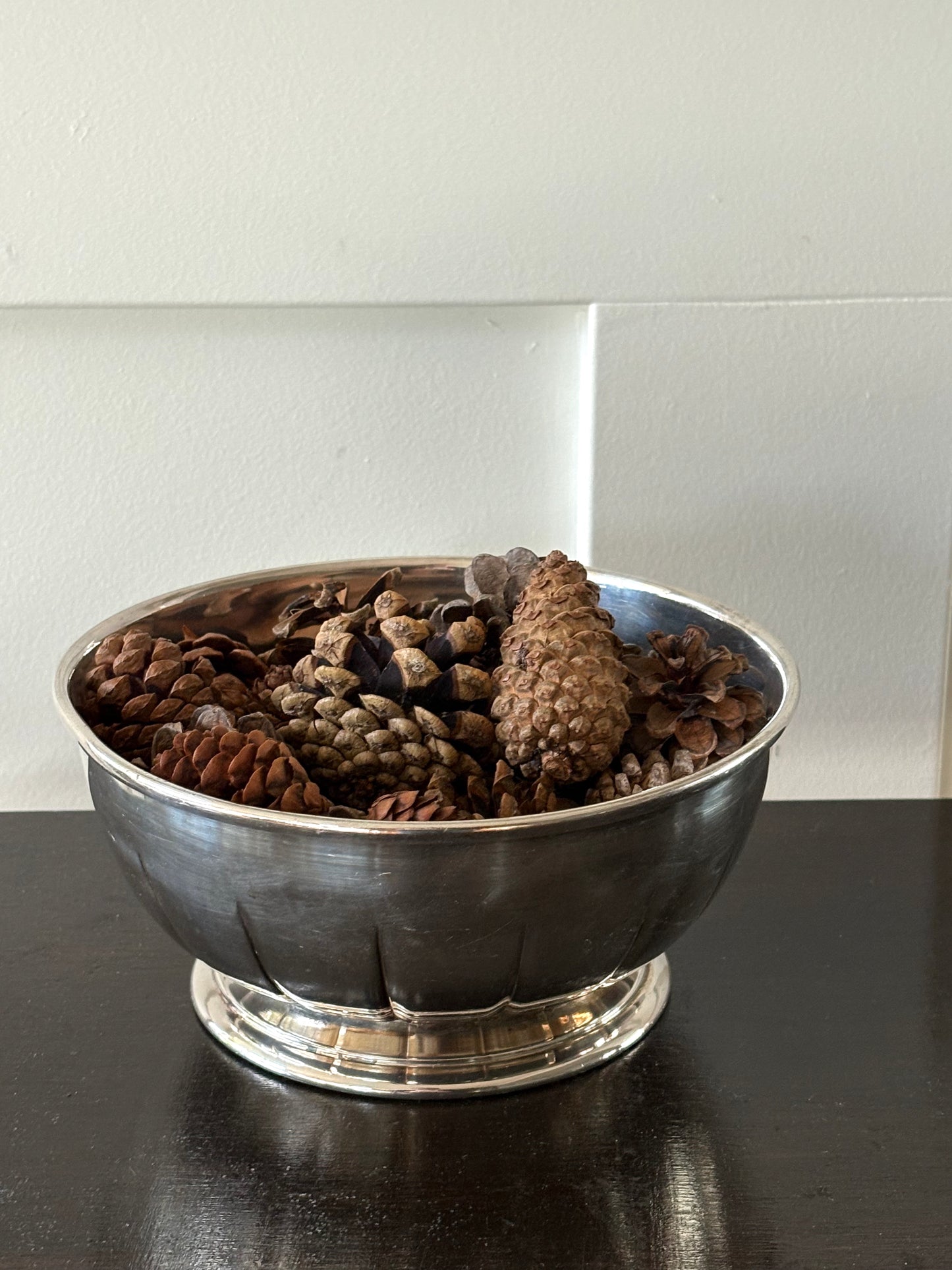 Silver plate footed bowl 'W.M.A Rogers'