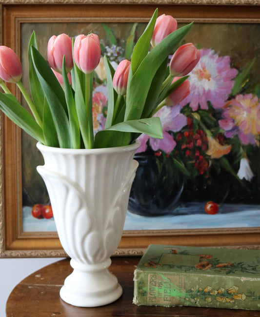 vintage cream Haeger flower vase