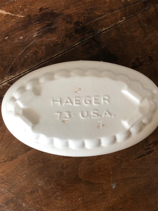 vintage Haeger Pottery matte cream white oval planter