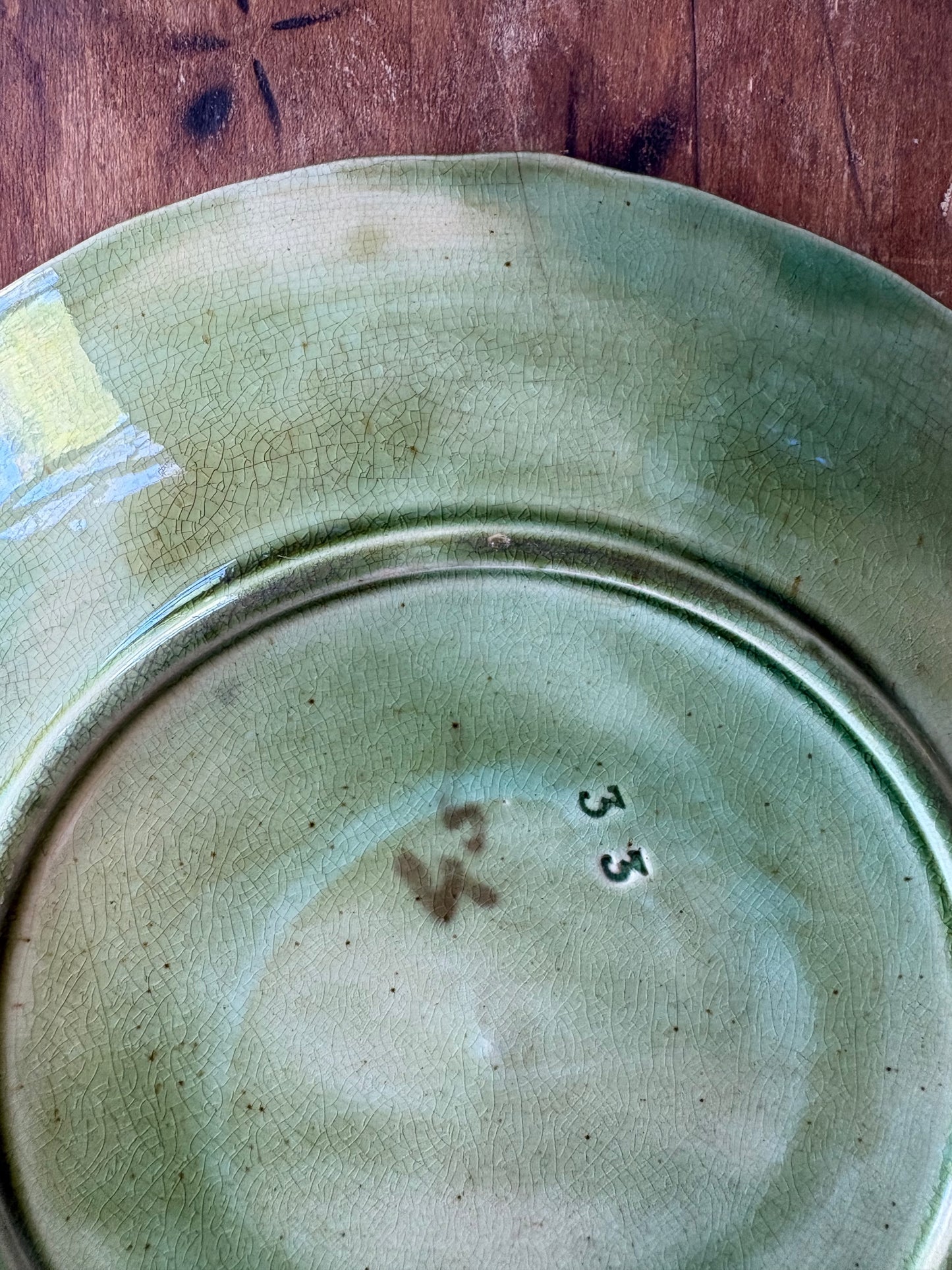 antique majolica begonia leaf plate