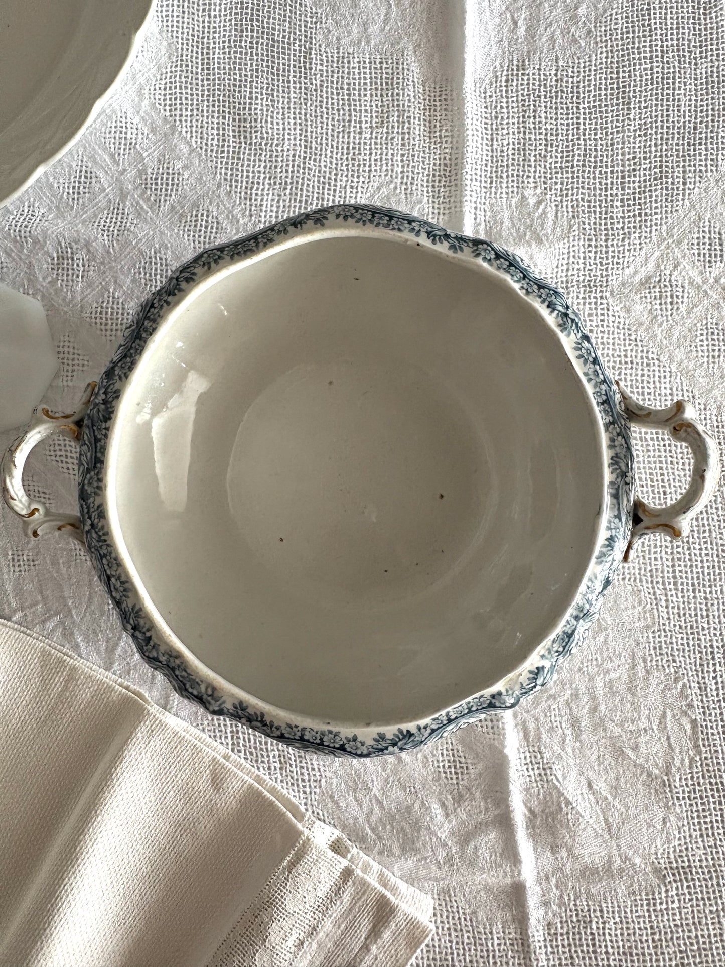 antique English blue transferware tureen "Clarion" Dunn Bennett & Co.