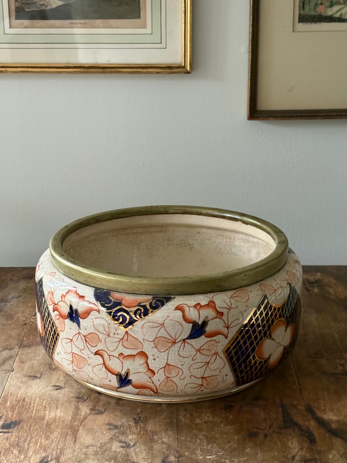 Antique English Imari decorative bowl