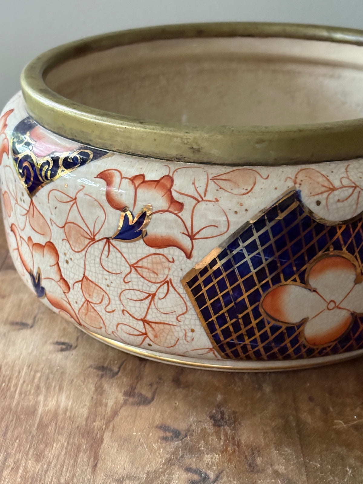 Antique English Imari decorative bowl