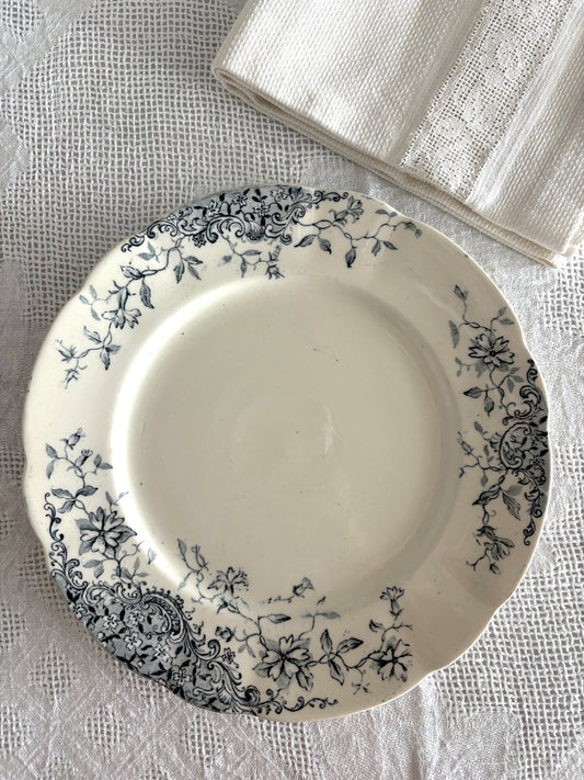 Antique English "Belgrave" blue transferware dinner plate