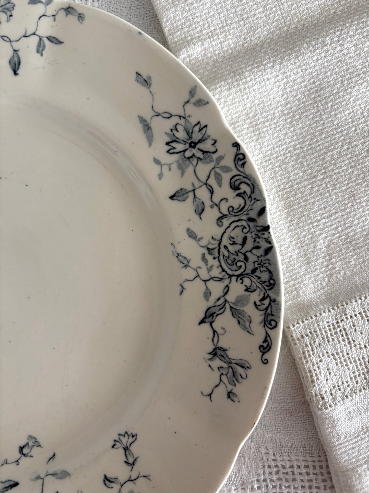 Antique English "Belgrave" blue transferware dinner plate