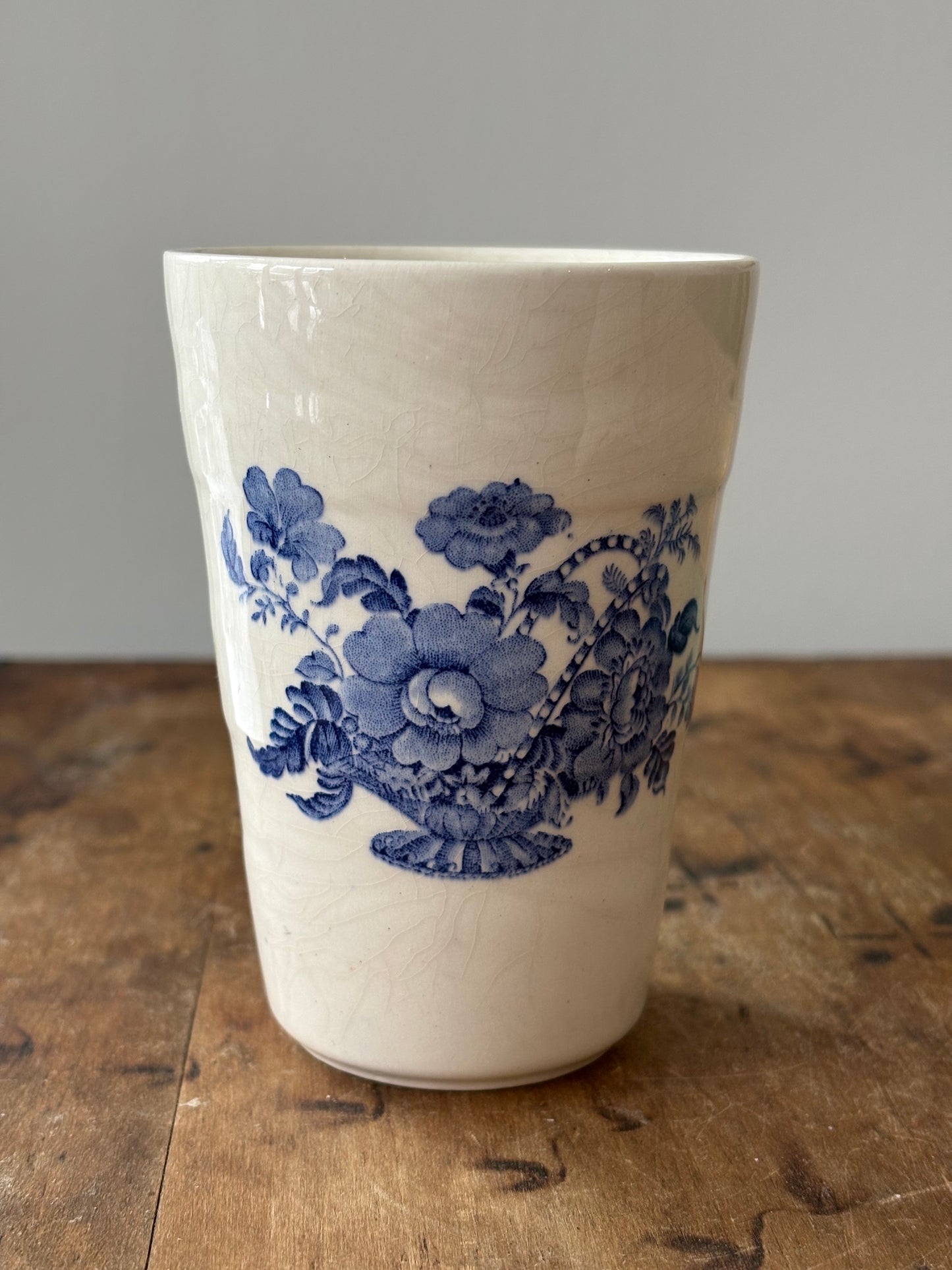 antique blue floral transferware ironstone toothbrush holder 'Crown Devon' Fieldings Staffordshire