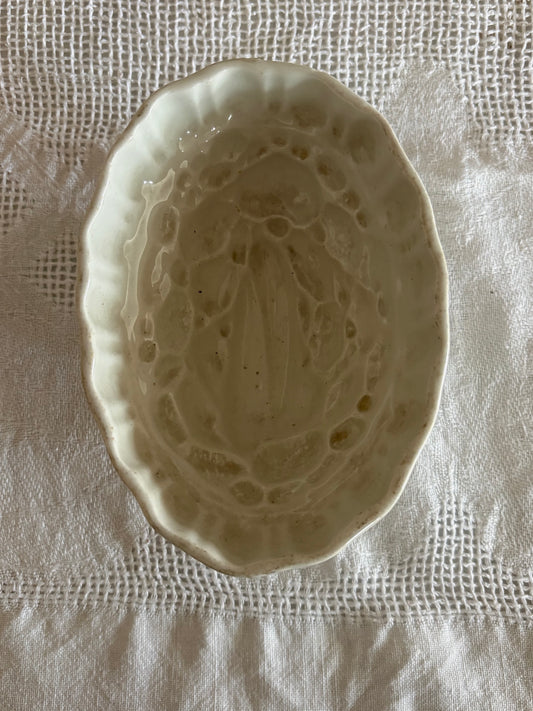 English ironstone jelly mould made by Ascot White