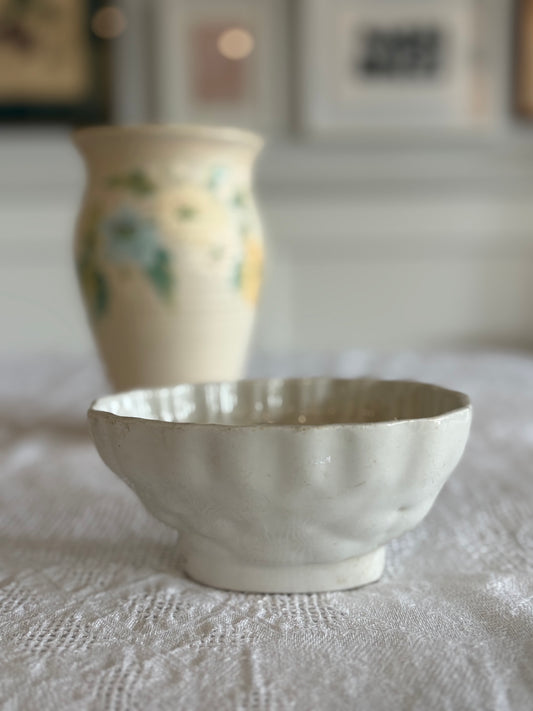 English ironstone jelly mould made by Ascot White