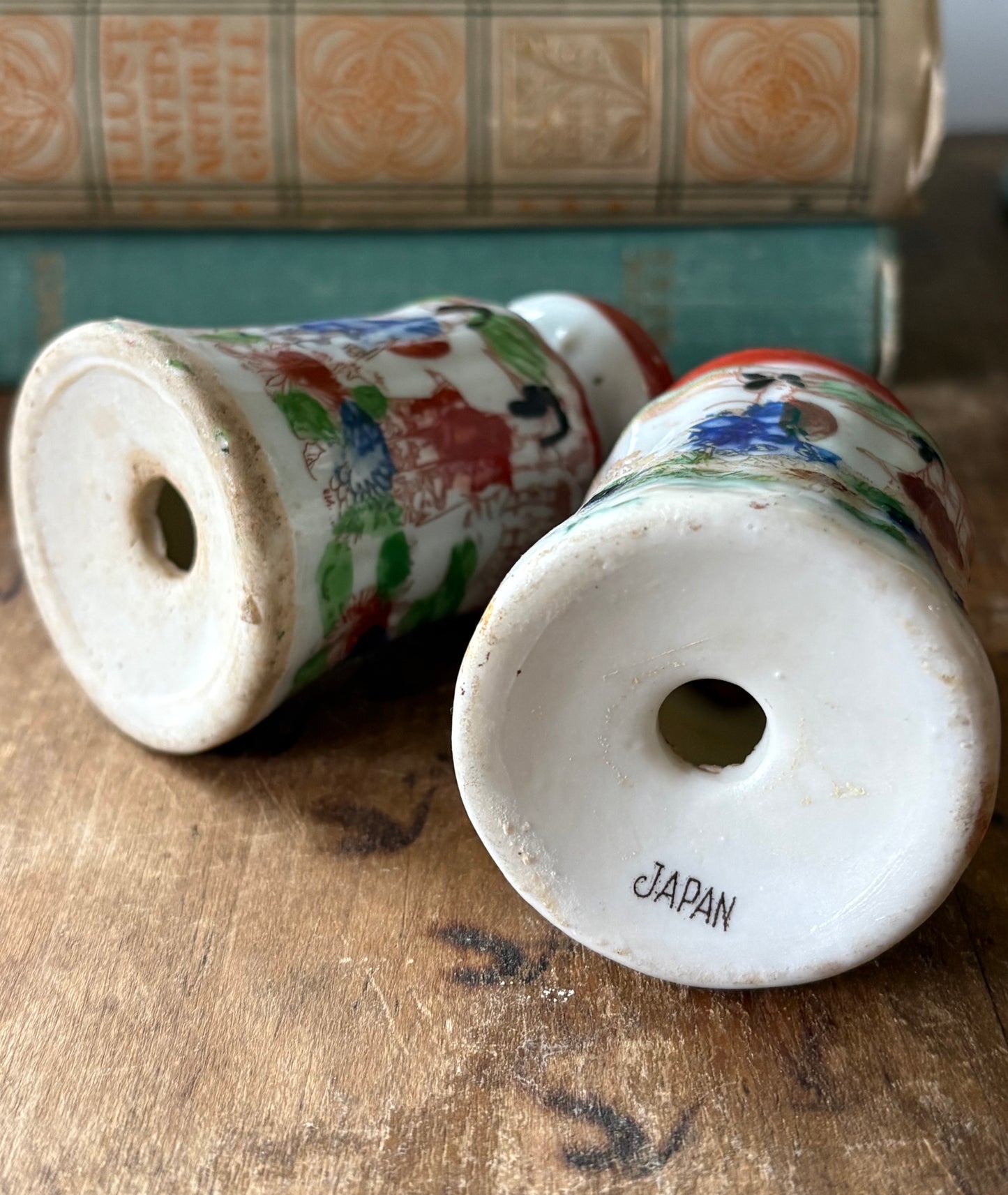 Japanese salt and pepper shakers