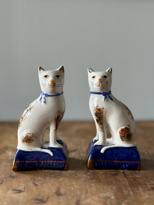 vintage Staffordshire mantel cats - set of 2