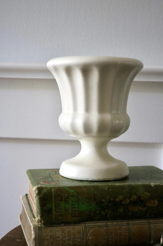 vintage Haeger planter ivory cream white