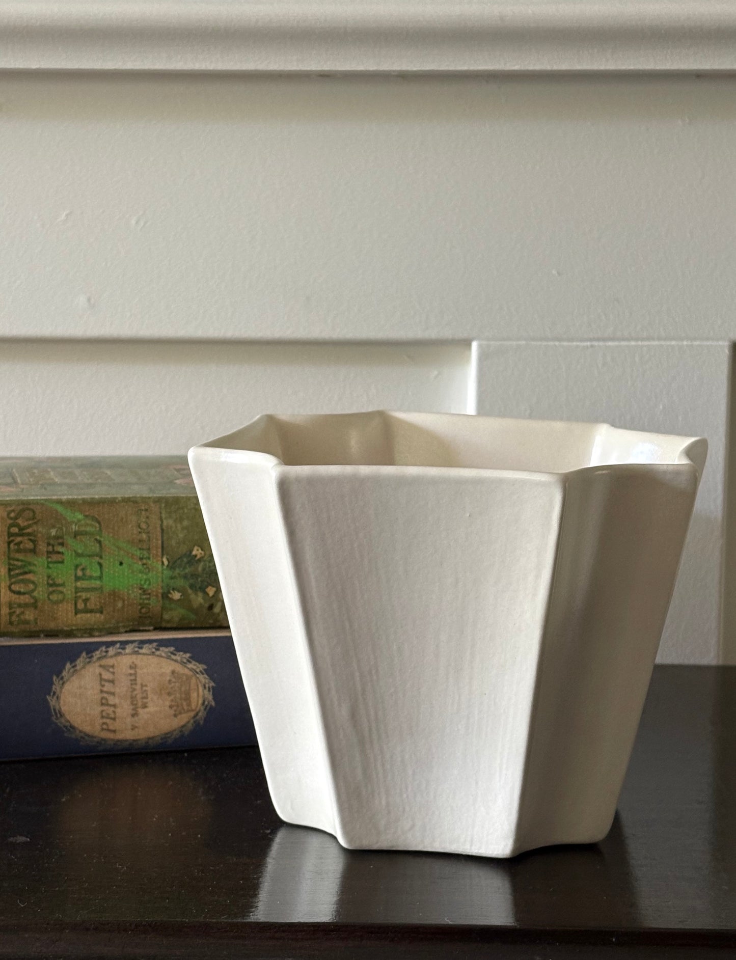 vintage creamware Haeger plant pot