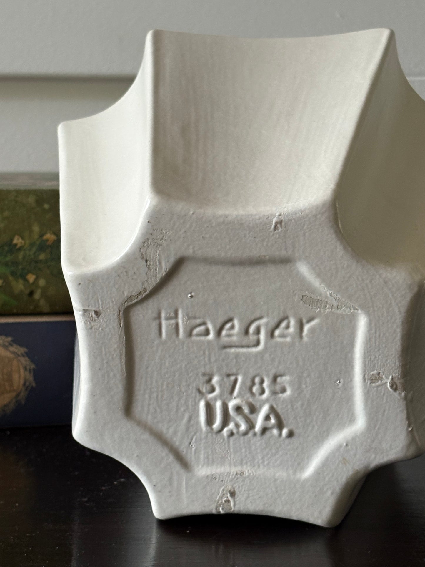 vintage creamware Haeger plant pot