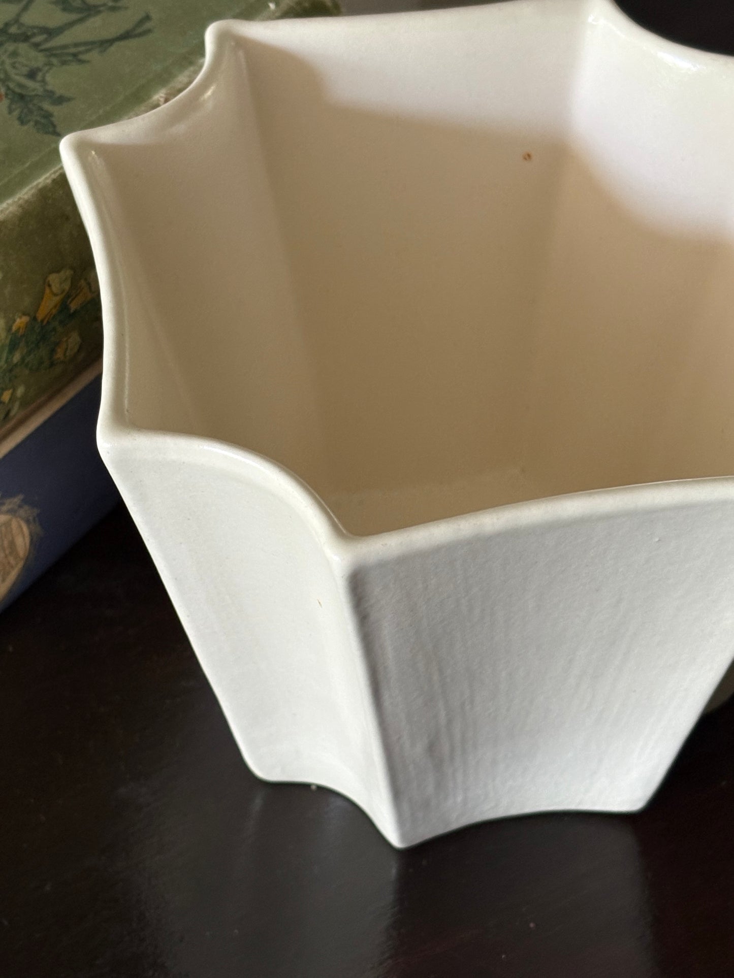 vintage creamware Haeger plant pot
