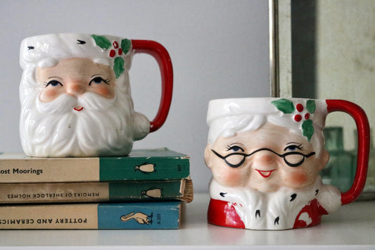 vintage Santa and Mrs. Claus mug set