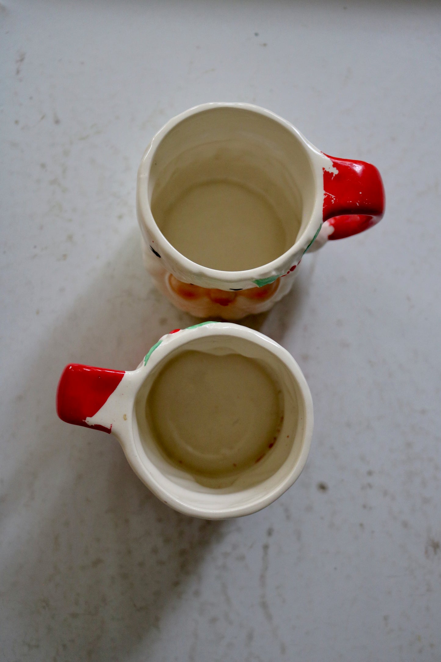 vintage Santa and Mrs. Claus mug set