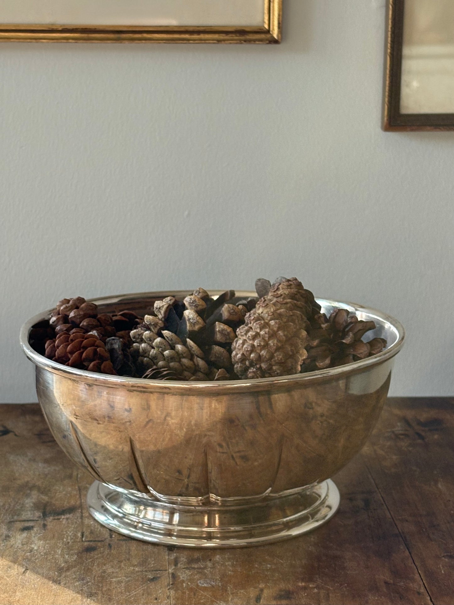 Silver plate footed bowl 'W.M.A Rogers'