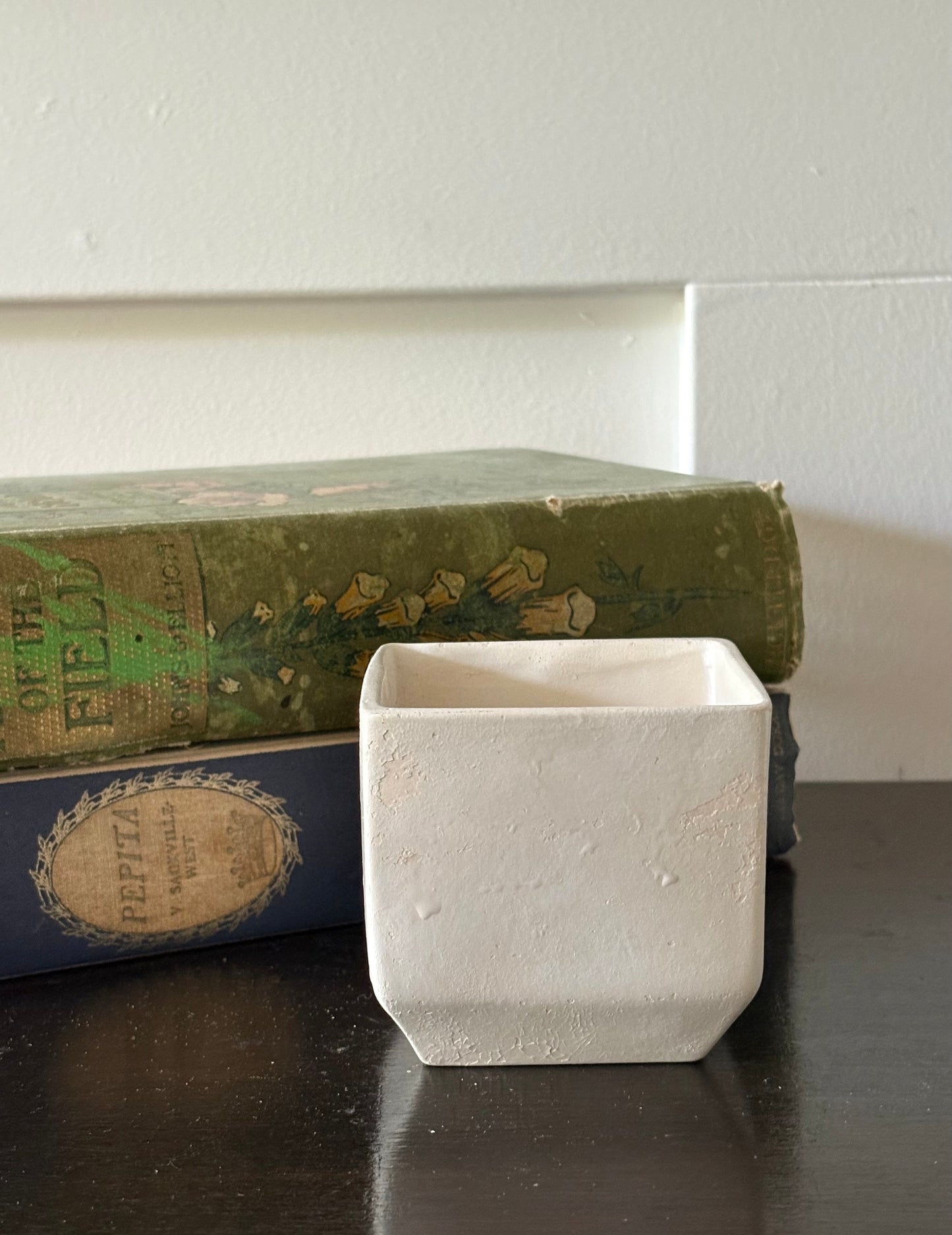 vintage English creamware pottery