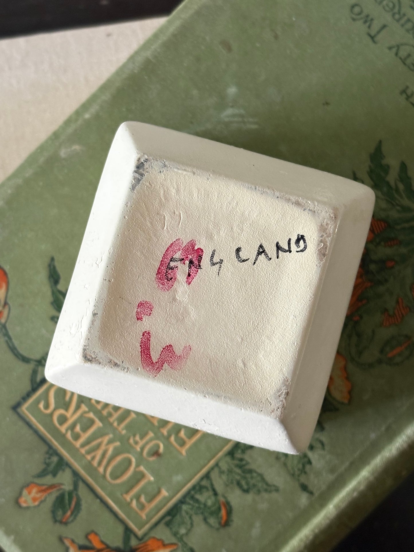 vintage English creamware pottery