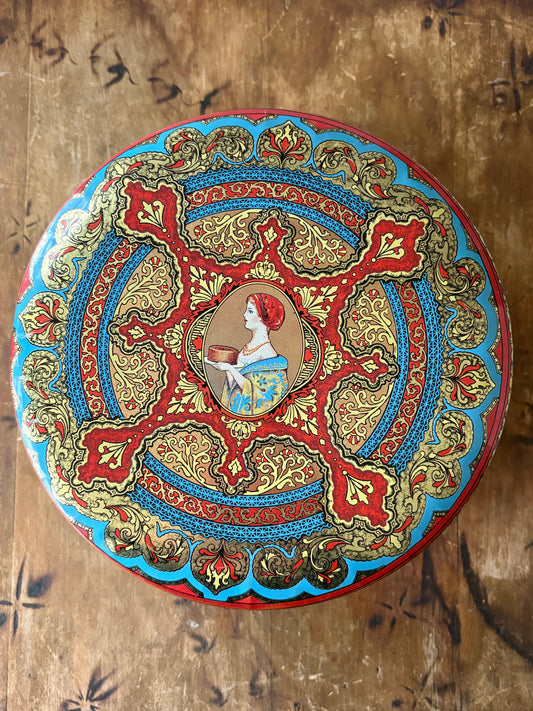 vintage wonder fruit cake tin from General Bakeries Ltd.