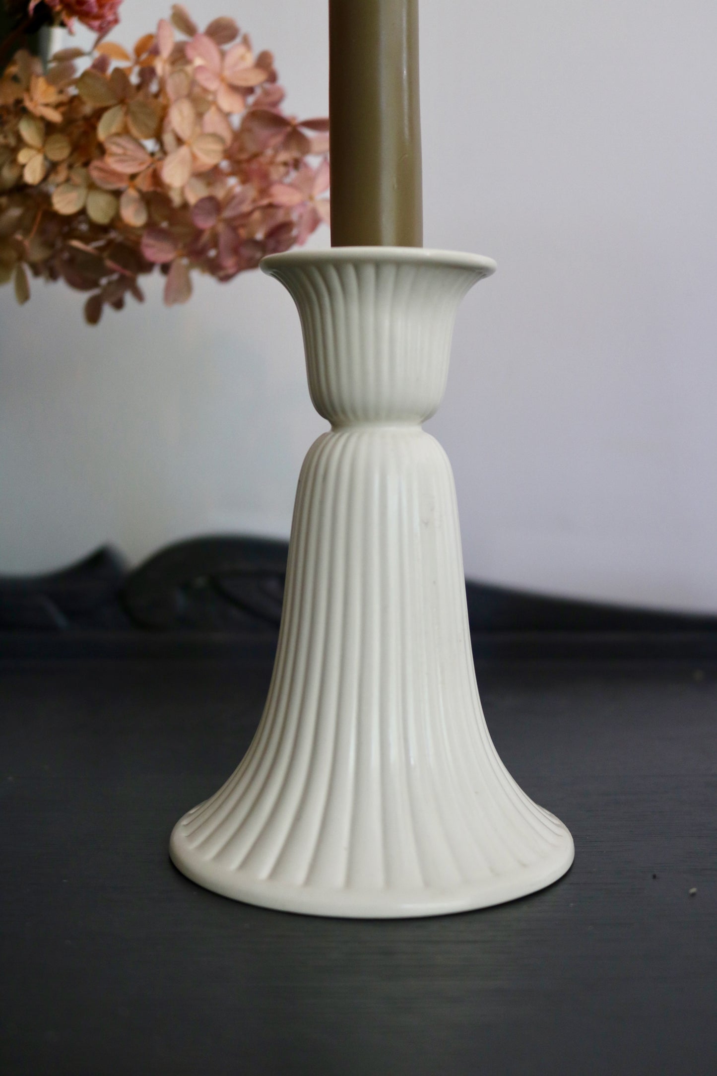 vintage English Wedgwood Etruria & Barlaston ribbed candle holder