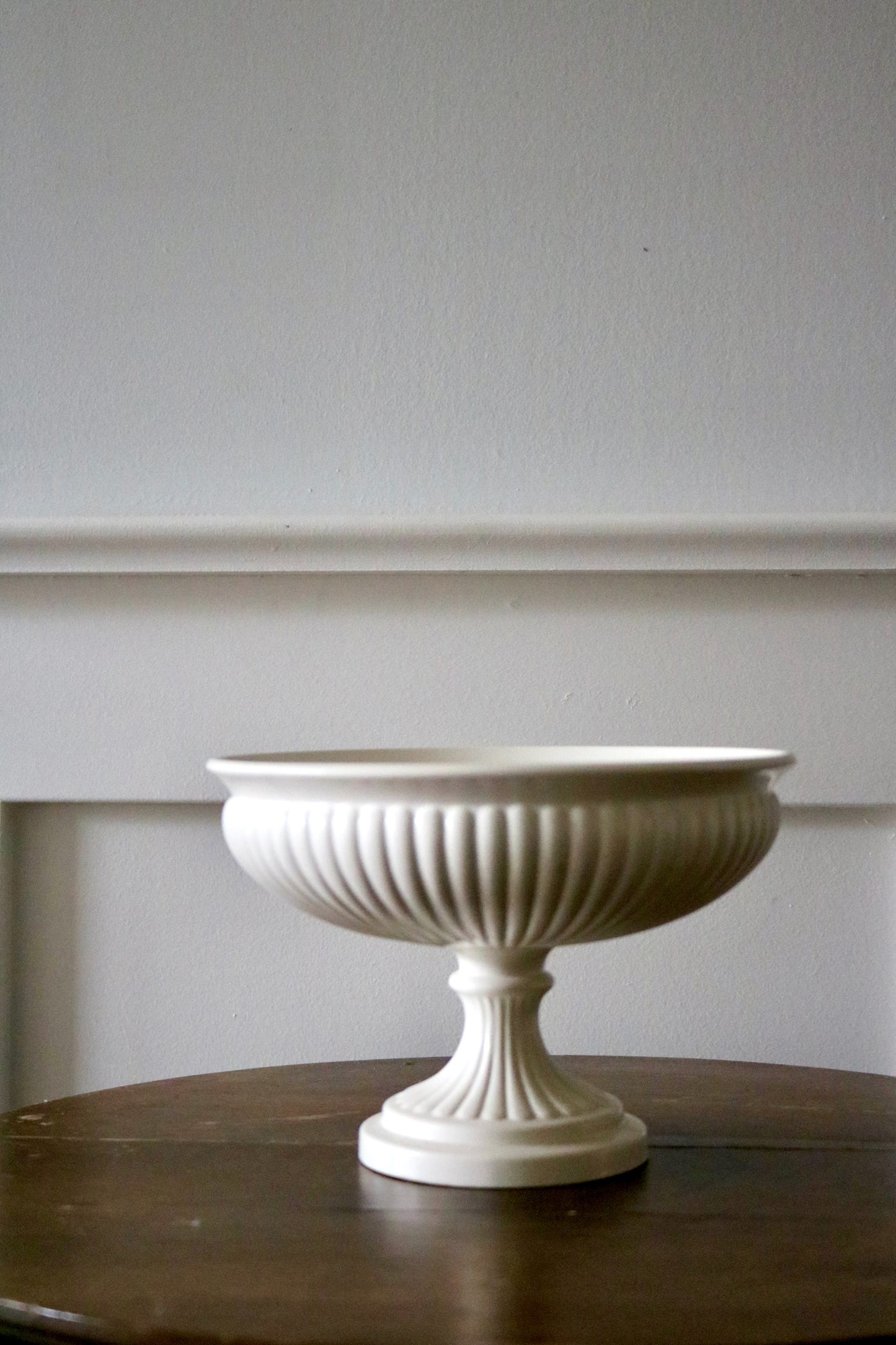 vintage English Wedgwood ivory footed bowl