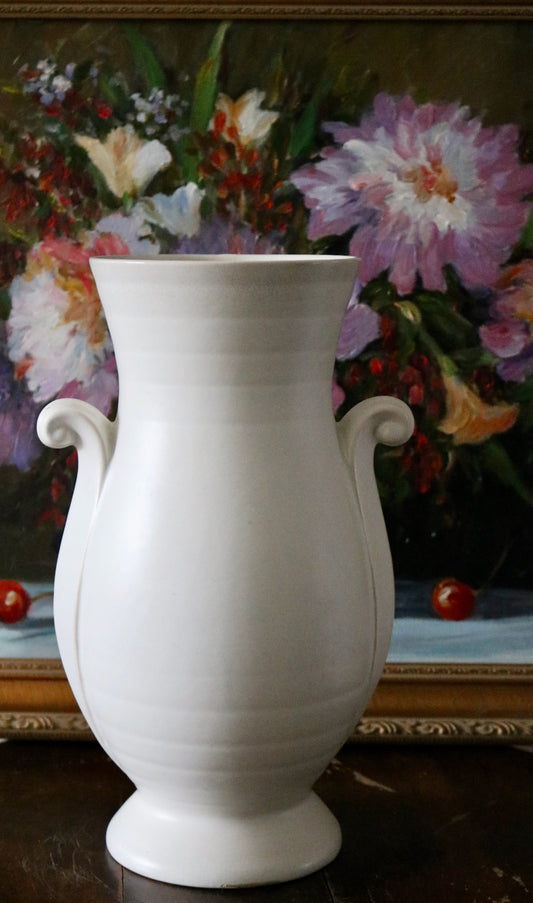 vintage English Shorter & Sons white flower vase